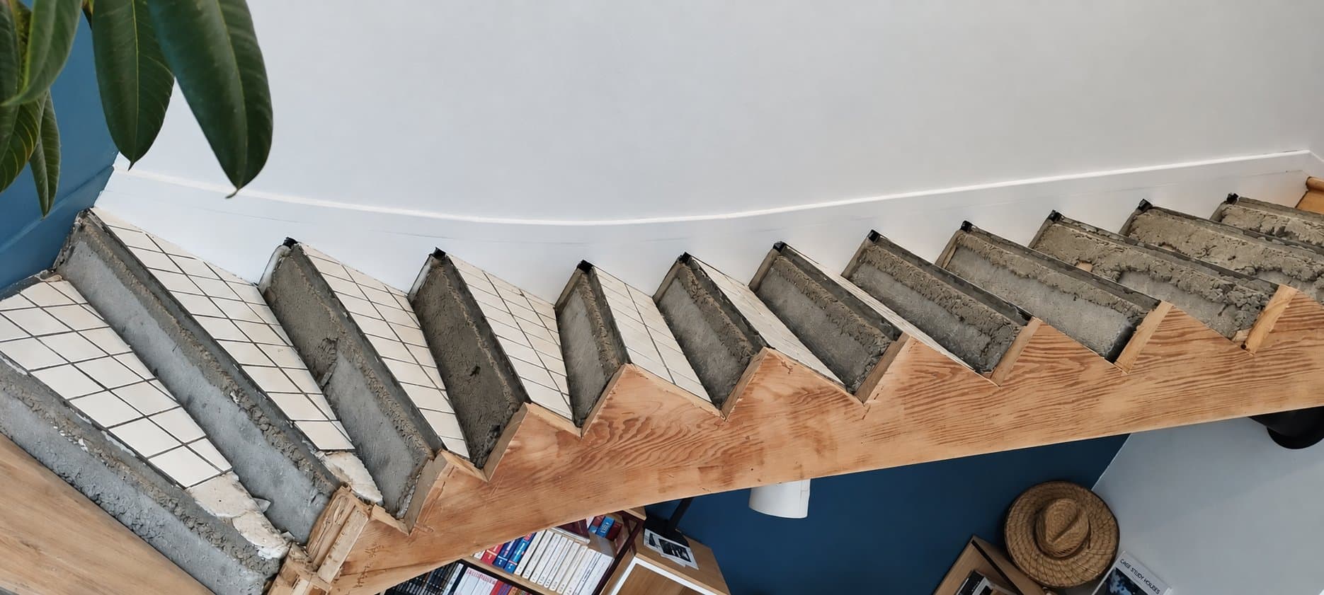 Chantier menuiserie escalier en cours